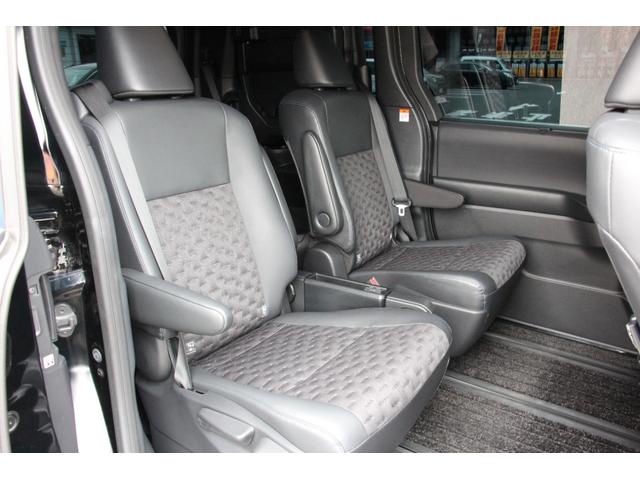 ヴォクシー ハイブリッドS-Z TEIN製車高調 EDFC 社外18インチ4WD (純正部品あり)全周囲カメラ ナビ オートクルーズコントロール レーンアシスト パークアシスト 衝突被害軽減システム 両側電動スライドドア(36枚目)