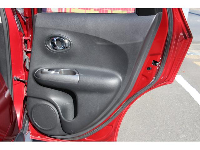 ジューク １５ＲＸ　Ｖセレクション　バックカメラ　レーンアシスト　衝突被害軽減システム　ナビ　ＴＶ　オートライト　アルミホイール　スマートキー　アイドリングストップ　電動格納ミラー　ＣＶＴ　盗難防止システム　衝突安全ボディ　ＣＤ（45枚目）