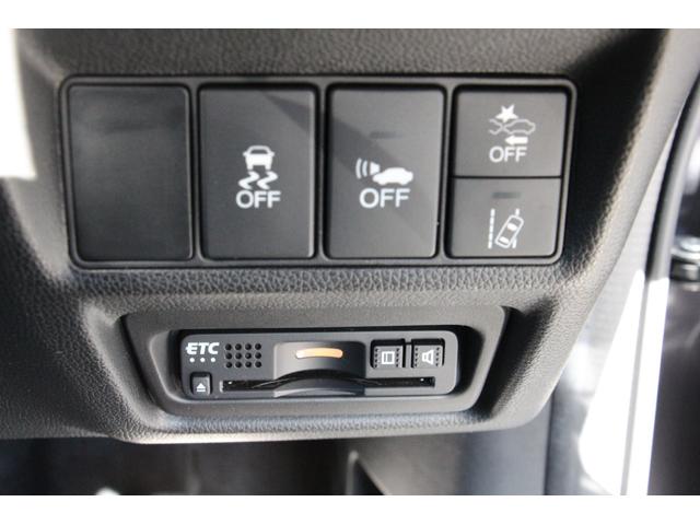 ステップワゴンスパーダ スパーダハイブリッド G・EX ホンダセンシング ETC バックカメラ ナビ TV オートクルーズコントロール レーンアシスト 衝突被害軽減システム 両側スライドドア オートライト LEDヘッドランプ スマートキー シートヒーター 3列シート CVT(28枚目)