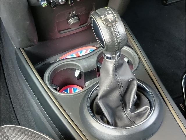 ＭＩＮＩ クーパーＤ　クロスオーバー　オール４　４ＷＤ　ＥＴＣ　バックカメラ　クリアランスソナー　オートクルーズコントロール　パークアシスト　衝突被害軽減システム　ターボ　ナビ　オートライト　電動リアゲート　アルミホイール　スマートキー（10枚目）