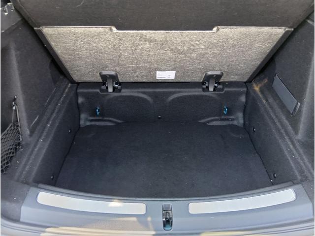 ＭＩＮＩ クーパーＤ　クロスオーバー　オール４　４ＷＤ　ＥＴＣ　バックカメラ　クリアランスソナー　オートクルーズコントロール　パークアシスト　衝突被害軽減システム　ターボ　ナビ　オートライト　電動リアゲート　アルミホイール　スマートキー（37枚目）