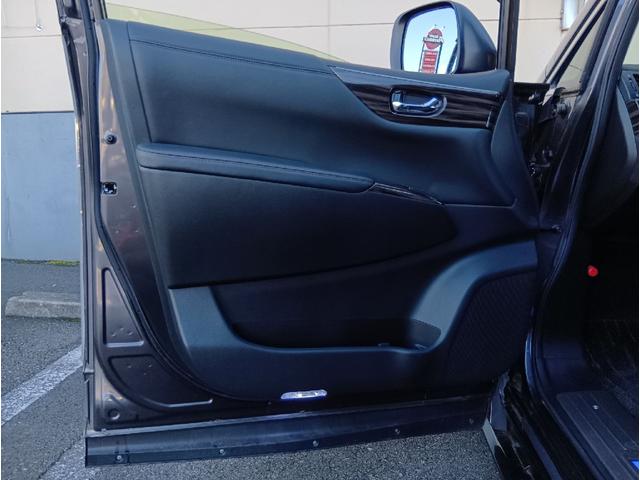 エルグランド ３５０ハイウェイスターアーバンクロム　ドライブレコーダー　ＥＴＣ　バックカメラ　ナビ　クリアランスソナー　オートクルーズコントロール　レーンアシスト　衝突被害軽減システム　両側電動スライドドア　オートライト　ＬＥＤヘッドランプ（53枚目）