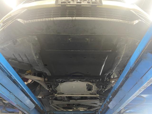 アバルト１２４ スパイダー ベースグレード　ドライブレコーダー　ＥＴＣ　バックカメラ　ナビ　ＴＶ　クリアランスソナー　オートクルーズコントロール　ＭＴ　オートライト　キーレスエントリー　シートヒーター　アルミホイール　盗難防止システム　ＡＢＳ（66枚目）