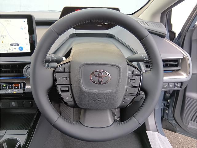 プリウス Ｚ　ＥＴＣ　クリアランスソナー　レーンアシスト　オートクルーズコントロール　パークアシスト　衝突被害軽減システム　全周囲カメラ　ナビ　アルミホイール　オートマチックハイビーム　オートライト（49枚目）