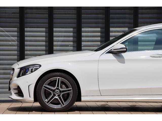 Mercedes Benz C Class Stationwagon C200 Stationwagon Avantgarde Amg Line 2018 Pearl White 5300 Km Details Japanese Used Cars Goo Net Exchange