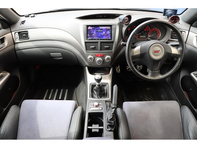 WRX STi ワンオーナー 当店ユーザー買取車 6MT フジツボマフラー 大型リアスポイラー STIスポイラー(F/S/R)純正油温・ブーストメーター メモリーナビ・TV・ETC・前後ドラレコ レーダー探知機(2枚目)