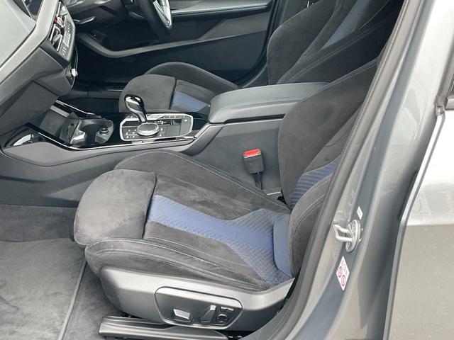 1シリーズ M135i xDrive ワンオーナー 4WD ドライブレコーダー バックカメラ ナビ クリアランスソナー 追従クルーズコントロール パークアシスト 衝突被害軽減システム アルミホイール オートマチックハイビーム オートライト(11枚目)