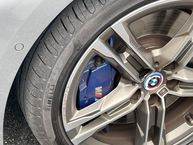 1シリーズ M135i xDrive ワンオーナー 4WD ドライブレコーダー バックカメラ ナビ クリアランスソナー 追従クルーズコントロール パークアシスト 衝突被害軽減システム アルミホイール オートマチックハイビーム オートライト(29枚目)