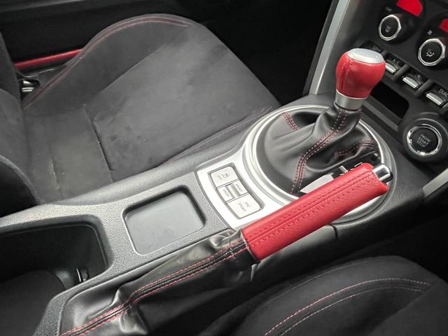 ご覧頂きまして誠に有難うございます！！是非ご来店して頂き、実際にご覧になって頂ければと思います。お客様からのご連絡をスタッフ一同、心よりお待ちしております