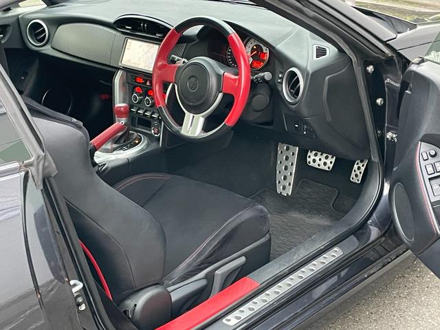 この度は当店のお車をご覧になっていただき、誠にありがとうございます。じっくり現車確認して頂けるよう、ご準備を致します！