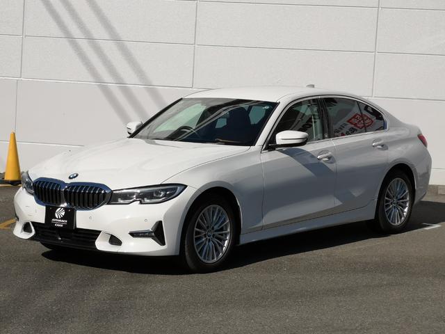 ３シリーズ ３１８ｉ　４０ｔｈアニバーサリーエディション　ワンオーナー　ドライブレコーダー　ＥＴＣ　バックカメラ　ナビ　クリアランスソナー　追従クルーズコントロール　レーンアシスト　パークアシスト　衝突被害軽減システム　アルミホイール　オートハイビーム（12枚目）