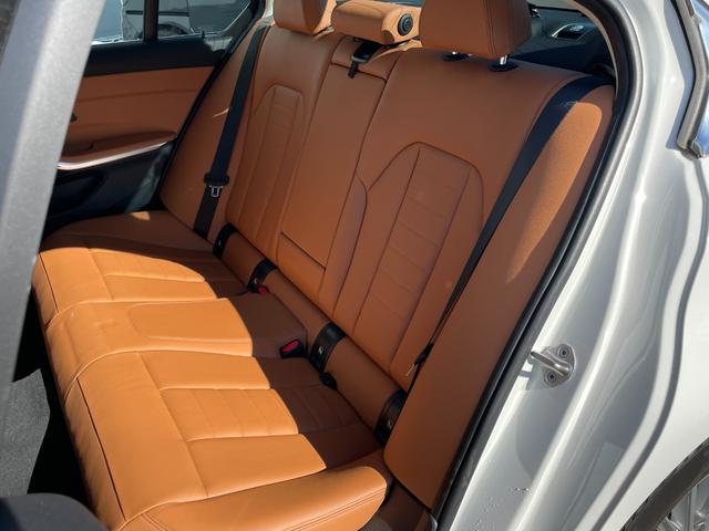 ３シリーズ ３１８ｉ　４０ｔｈアニバーサリーエディション　ワンオーナー　ドライブレコーダー　ＥＴＣ　バックカメラ　ナビ　クリアランスソナー　追従クルーズコントロール　レーンアシスト　パークアシスト　衝突被害軽減システム　アルミホイール　オートハイビーム（29枚目）