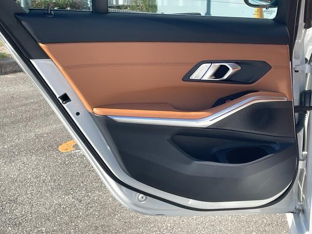 ３シリーズ ３１８ｉ　４０ｔｈアニバーサリーエディション　ワンオーナー　ドライブレコーダー　ＥＴＣ　バックカメラ　ナビ　クリアランスソナー　追従クルーズコントロール　レーンアシスト　パークアシスト　衝突被害軽減システム　アルミホイール　オートハイビーム（33枚目）