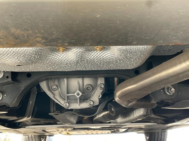 ３シリーズ ３１８ｉ　４０ｔｈアニバーサリーエディション　ワンオーナー　ドライブレコーダー　ＥＴＣ　バックカメラ　ナビ　クリアランスソナー　追従クルーズコントロール　レーンアシスト　パークアシスト　衝突被害軽減システム　アルミホイール　オートハイビーム（36枚目）