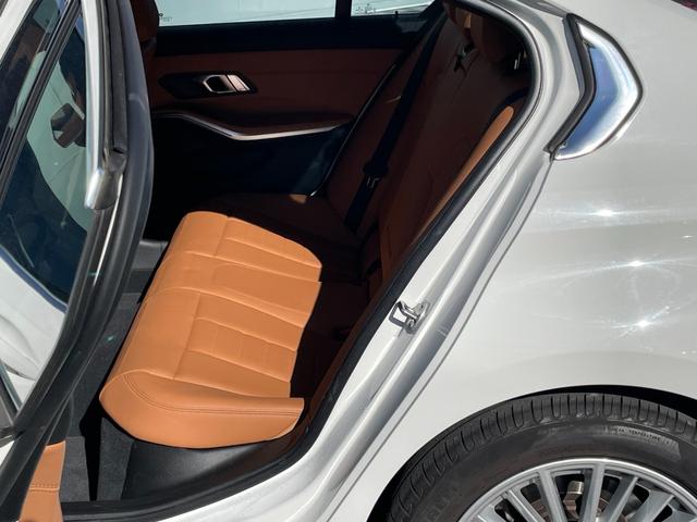 ３シリーズ ３１８ｉ　４０ｔｈアニバーサリーエディション　ワンオーナー　ドライブレコーダー　ＥＴＣ　バックカメラ　ナビ　クリアランスソナー　追従クルーズコントロール　レーンアシスト　パークアシスト　衝突被害軽減システム　アルミホイール　オートハイビーム（37枚目）