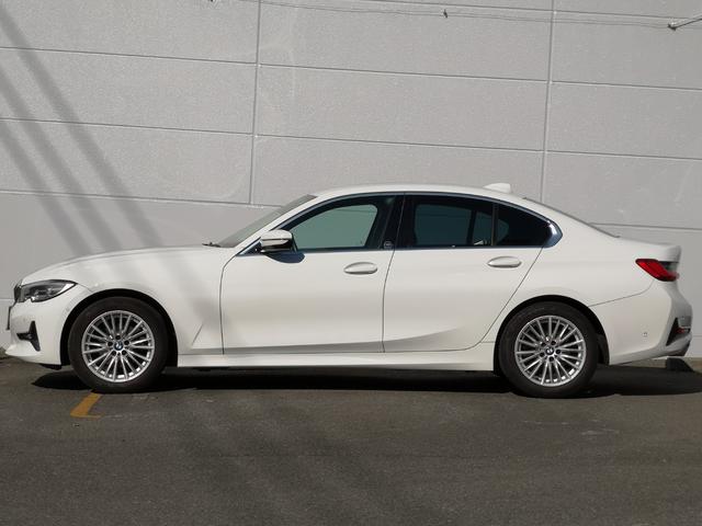 ３シリーズ ３１８ｉ　４０ｔｈアニバーサリーエディション　ワンオーナー　ドライブレコーダー　ＥＴＣ　バックカメラ　ナビ　クリアランスソナー　追従クルーズコントロール　レーンアシスト　パークアシスト　衝突被害軽減システム　アルミホイール　オートハイビーム（76枚目）