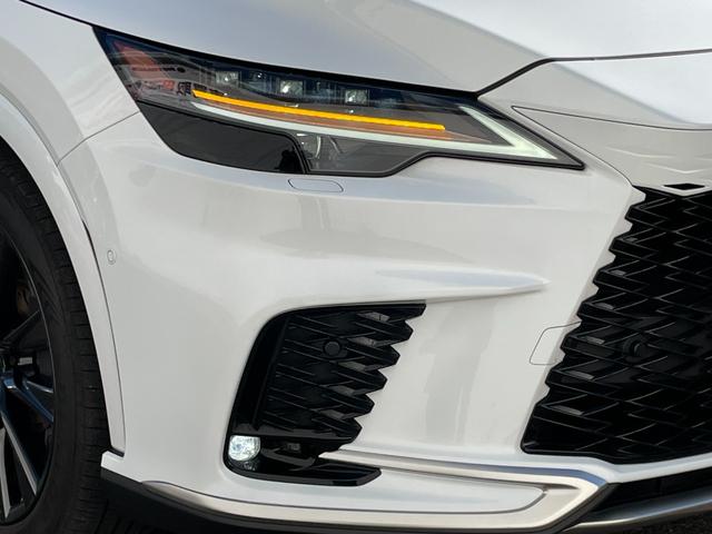 ＲＸ ＲＸ３５０　Ｆスポーツ　ワンオーナー　４ＷＤ　全周囲カメラ　クリアランスソナー　追従クルーズコントロール　レーンアシスト　パワーシート　パークアシスト　衝突被害軽減システム　ナビ　ＴＶ　オートマチックハイビーム　オートライト（24枚目）