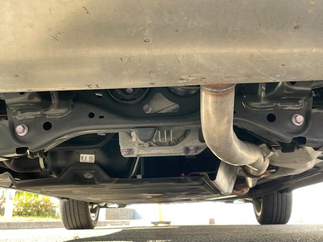 ＲＸ ＲＸ３５０　Ｆスポーツ　ワンオーナー　４ＷＤ　全周囲カメラ　クリアランスソナー　追従クルーズコントロール　レーンアシスト　パワーシート　パークアシスト　衝突被害軽減システム　ナビ　ＴＶ　オートマチックハイビーム　オートライト（30枚目）