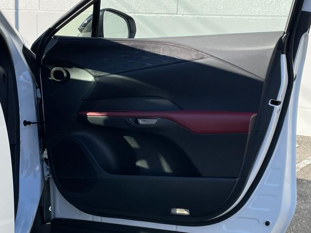 ＲＸ ＲＸ３５０　Ｆスポーツ　ワンオーナー　４ＷＤ　全周囲カメラ　クリアランスソナー　追従クルーズコントロール　レーンアシスト　パワーシート　パークアシスト　衝突被害軽減システム　ナビ　ＴＶ　オートマチックハイビーム　オートライト（31枚目）