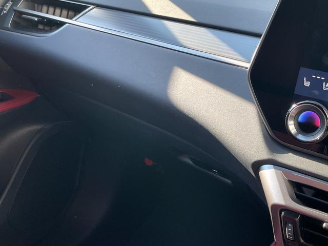 ＲＸ ＲＸ３５０　Ｆスポーツ　ワンオーナー　４ＷＤ　全周囲カメラ　クリアランスソナー　追従クルーズコントロール　レーンアシスト　パワーシート　パークアシスト　衝突被害軽減システム　ナビ　ＴＶ　オートマチックハイビーム　オートライト（39枚目）