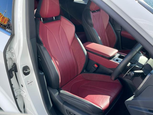 ＲＸ ＲＸ３５０　Ｆスポーツ　ワンオーナー　４ＷＤ　全周囲カメラ　クリアランスソナー　追従クルーズコントロール　レーンアシスト　パワーシート　パークアシスト　衝突被害軽減システム　ナビ　ＴＶ　オートマチックハイビーム　オートライト（45枚目）