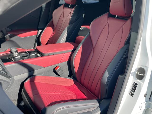 ＲＸ ＲＸ３５０　Ｆスポーツ　ワンオーナー　４ＷＤ　全周囲カメラ　クリアランスソナー　追従クルーズコントロール　レーンアシスト　パワーシート　パークアシスト　衝突被害軽減システム　ナビ　ＴＶ　オートマチックハイビーム　オートライト（49枚目）