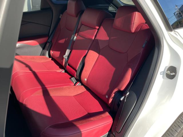 ＲＸ ＲＸ３５０　Ｆスポーツ　ワンオーナー　４ＷＤ　全周囲カメラ　クリアランスソナー　追従クルーズコントロール　レーンアシスト　パワーシート　パークアシスト　衝突被害軽減システム　ナビ　ＴＶ　オートマチックハイビーム　オートライト（50枚目）