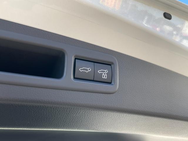 ＲＸ ＲＸ３５０　Ｆスポーツ　ワンオーナー　４ＷＤ　全周囲カメラ　クリアランスソナー　追従クルーズコントロール　レーンアシスト　パワーシート　パークアシスト　衝突被害軽減システム　ナビ　ＴＶ　オートマチックハイビーム　オートライト（51枚目）