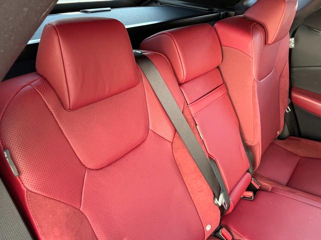 ＲＸ ＲＸ３５０　Ｆスポーツ　ワンオーナー　４ＷＤ　全周囲カメラ　クリアランスソナー　追従クルーズコントロール　レーンアシスト　パワーシート　パークアシスト　衝突被害軽減システム　ナビ　ＴＶ　オートマチックハイビーム　オートライト（53枚目）