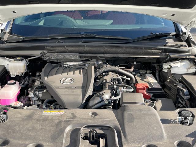 ＲＸ ＲＸ３５０　Ｆスポーツ　ワンオーナー　４ＷＤ　全周囲カメラ　クリアランスソナー　追従クルーズコントロール　レーンアシスト　パワーシート　パークアシスト　衝突被害軽減システム　ナビ　ＴＶ　オートマチックハイビーム　オートライト（68枚目）