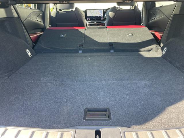 ＲＸ ＲＸ３５０　Ｆスポーツ　ワンオーナー　４ＷＤ　全周囲カメラ　クリアランスソナー　追従クルーズコントロール　レーンアシスト　パワーシート　パークアシスト　衝突被害軽減システム　ナビ　ＴＶ　オートマチックハイビーム　オートライト（76枚目）