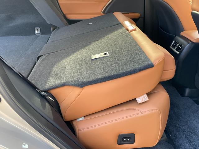 RX RX450h バージョンL 4WD 純正ナビフルセグTV 全方位カメラ 衝突被害軽減システム クリアランスソナー 追従クルーズコントロール レーンアシスト パワーシート オートハイビーム オートライト 3眼LEDヘッドランプ(66枚目)