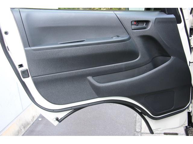ハイエースバン ロングDX ETC バックカメラ ナビ 両側スライドドア オートライト キーレスエントリー 電動格納ミラー CVT Bluetooth エアコン パワーウィンドウ 運転席エアバッグ 助手席エアバッグ(41枚目)