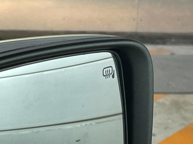 ジムニーノマド FC ユーザー買取車 デュアルカメラブレーキサポート 車線逸脱警報 アダプティブクルーズコントロール LEDヘッドライト オートライト シートヒーター 革巻きステアリング オートエアコン プッシュスタート(17枚目)