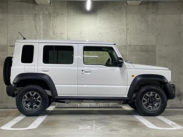 ジムニーノマド FC ユーザー買取車 デュアルカメラブレーキサポート 車線逸脱警報 アダプティブクルーズコントロール LEDヘッドライト オートライト シートヒーター 革巻きステアリング オートエアコン プッシュスタート(26枚目)