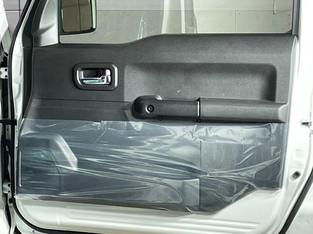 ジムニーノマド FC ユーザー買取車 デュアルカメラブレーキサポート 車線逸脱警報 アダプティブクルーズコントロール LEDヘッドライト オートライト シートヒーター 革巻きステアリング オートエアコン プッシュスタート(31枚目)