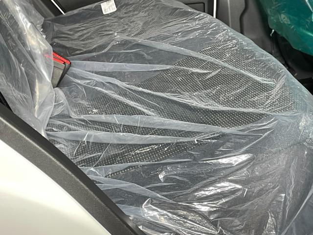 ジムニーノマド FC ユーザー買取車 デュアルカメラブレーキサポート 車線逸脱警報 アダプティブクルーズコントロール LEDヘッドライト オートライト シートヒーター 革巻きステアリング オートエアコン プッシュスタート(41枚目)