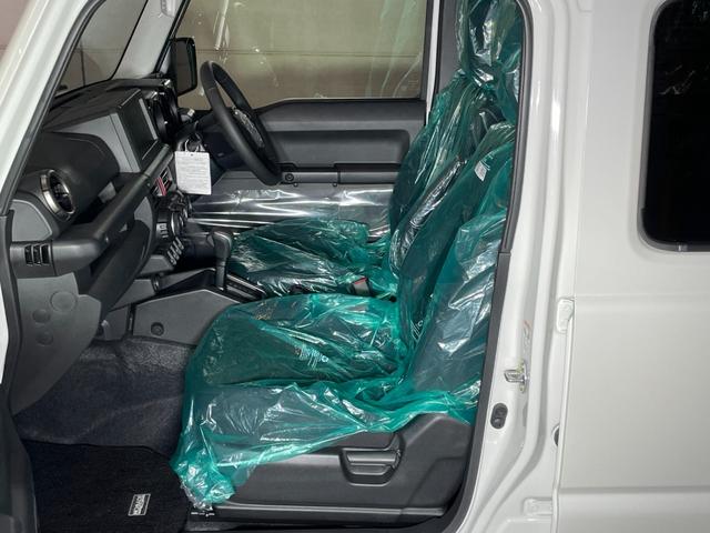 ジムニーノマド FC ユーザー買取車 デュアルカメラブレーキサポート 車線逸脱警報 アダプティブクルーズコントロール LEDヘッドライト オートライト シートヒーター 革巻きステアリング オートエアコン プッシュスタート(44枚目)