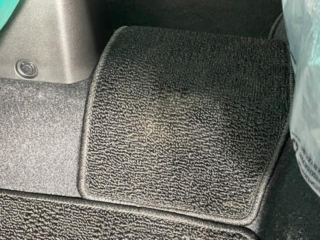 ジムニーノマド FC ユーザー買取車 デュアルカメラブレーキサポート 車線逸脱警報 アダプティブクルーズコントロール LEDヘッドライト オートライト シートヒーター 革巻きステアリング オートエアコン プッシュスタート(53枚目)