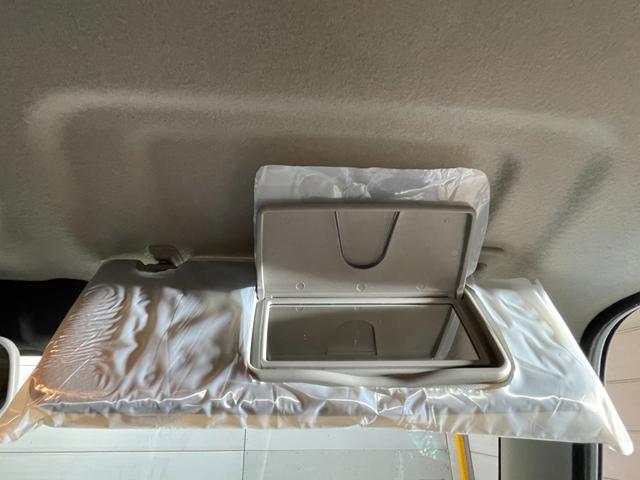 ジムニーノマド FC ユーザー買取車 デュアルカメラブレーキサポート 車線逸脱警報 アダプティブクルーズコントロール LEDヘッドライト オートライト シートヒーター 革巻きステアリング オートエアコン プッシュスタート(67枚目)