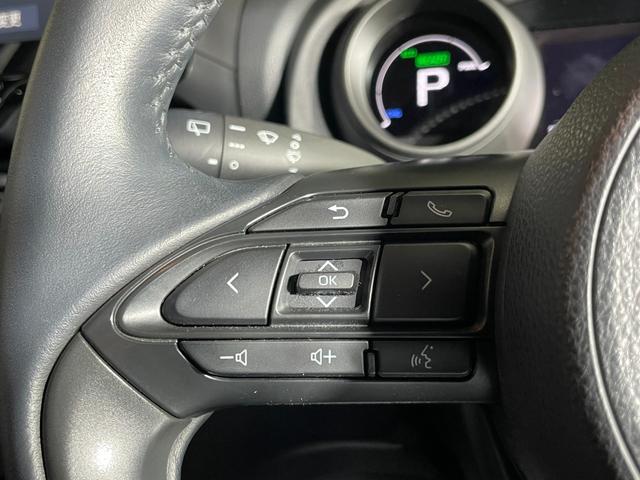 ヤリスクロス ハイブリッドＧ　ユーザー買取車　ブラインドスポットモニター　パノラミックビューモニター　ＬＥＤヘッドライト　オートライト　プリクラッシュセーフティ　レーダークルーズコントロール　ナビ　ＥＴＣ　プッシュスタート（9枚目）