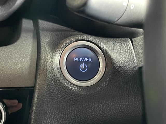 ヤリスクロス ハイブリッドＧ　ユーザー買取車　ブラインドスポットモニター　パノラミックビューモニター　ＬＥＤヘッドライト　オートライト　プリクラッシュセーフティ　レーダークルーズコントロール　ナビ　ＥＴＣ　プッシュスタート（18枚目）