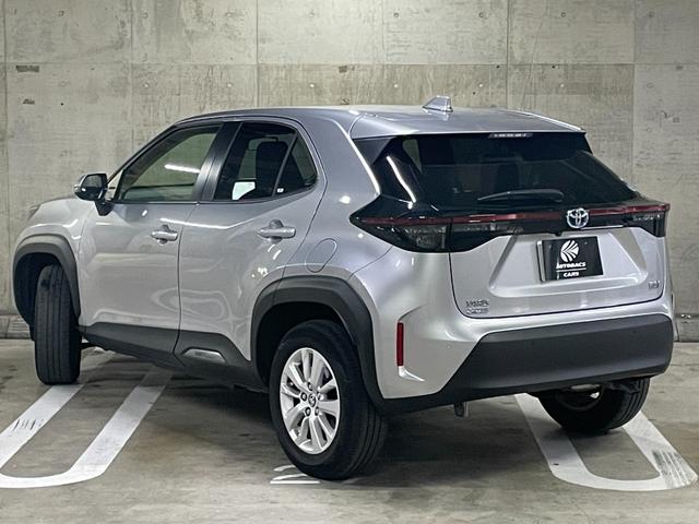 ヤリスクロス ハイブリッドＧ　ユーザー買取車　ブラインドスポットモニター　パノラミックビューモニター　ＬＥＤヘッドライト　オートライト　プリクラッシュセーフティ　レーダークルーズコントロール　ナビ　ＥＴＣ　プッシュスタート（29枚目）