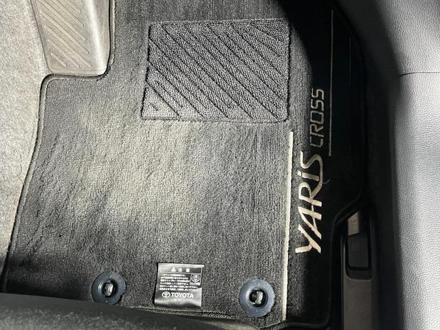 ヤリスクロス ハイブリッドＧ　ユーザー買取車　ブラインドスポットモニター　パノラミックビューモニター　ＬＥＤヘッドライト　オートライト　プリクラッシュセーフティ　レーダークルーズコントロール　ナビ　ＥＴＣ　プッシュスタート（35枚目）