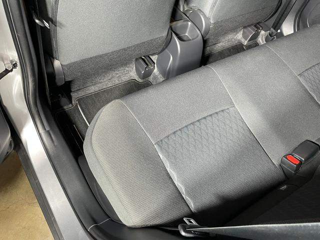 ヤリスクロス ハイブリッドＧ　ユーザー買取車　ブラインドスポットモニター　パノラミックビューモニター　ＬＥＤヘッドライト　オートライト　プリクラッシュセーフティ　レーダークルーズコントロール　ナビ　ＥＴＣ　プッシュスタート（51枚目）