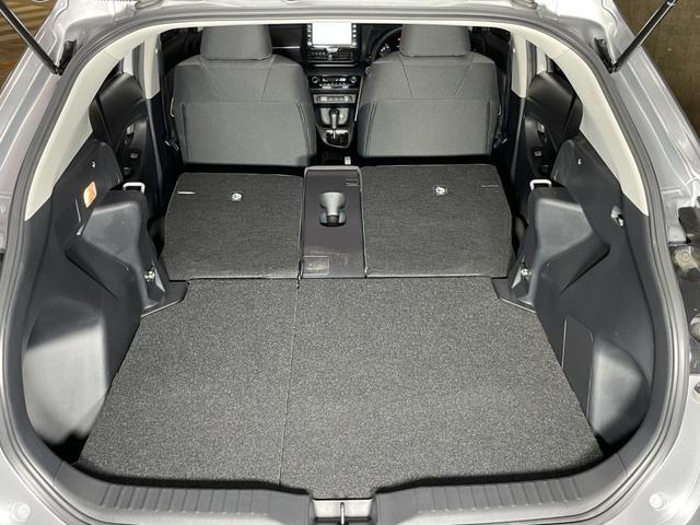 ヤリスクロス ハイブリッドＧ　ユーザー買取車　ブラインドスポットモニター　パノラミックビューモニター　ＬＥＤヘッドライト　オートライト　プリクラッシュセーフティ　レーダークルーズコントロール　ナビ　ＥＴＣ　プッシュスタート（57枚目）