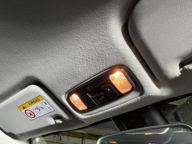 ヤリスクロス ハイブリッドＧ　ユーザー買取車　ブラインドスポットモニター　パノラミックビューモニター　ＬＥＤヘッドライト　オートライト　プリクラッシュセーフティ　レーダークルーズコントロール　ナビ　ＥＴＣ　プッシュスタート（64枚目）