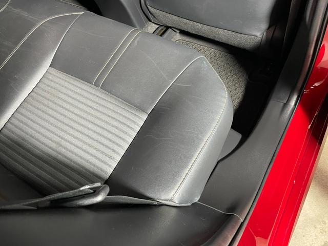 カローラスポーツ ハイブリッドG スタイルパッケージ ユーザー買取車 9インチディスプレイオーディオ プリクラッシュセーフティ オートマチックハイビーム レーダークルーズコントロール 純正ナビ TV バックカメラ ETC ステアリングヒーター(42枚目)