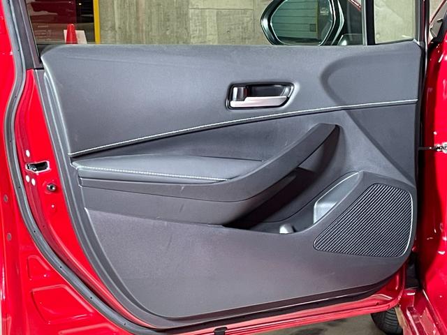 カローラスポーツ ハイブリッドG スタイルパッケージ ユーザー買取車 9インチディスプレイオーディオ プリクラッシュセーフティ オートマチックハイビーム レーダークルーズコントロール 純正ナビ TV バックカメラ ETC ステアリングヒーター(44枚目)