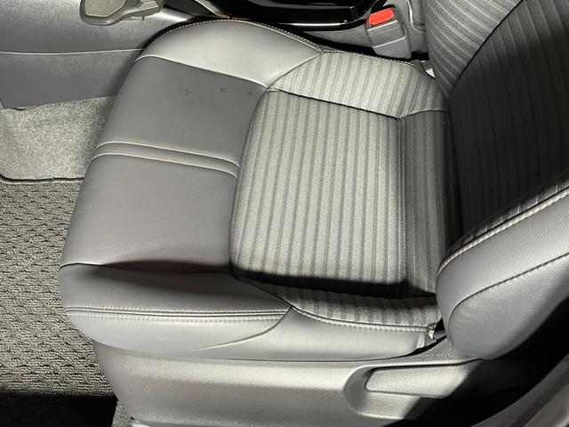 カローラスポーツ ハイブリッドG スタイルパッケージ ユーザー買取車 9インチディスプレイオーディオ プリクラッシュセーフティ オートマチックハイビーム レーダークルーズコントロール 純正ナビ TV バックカメラ ETC ステアリングヒーター(48枚目)